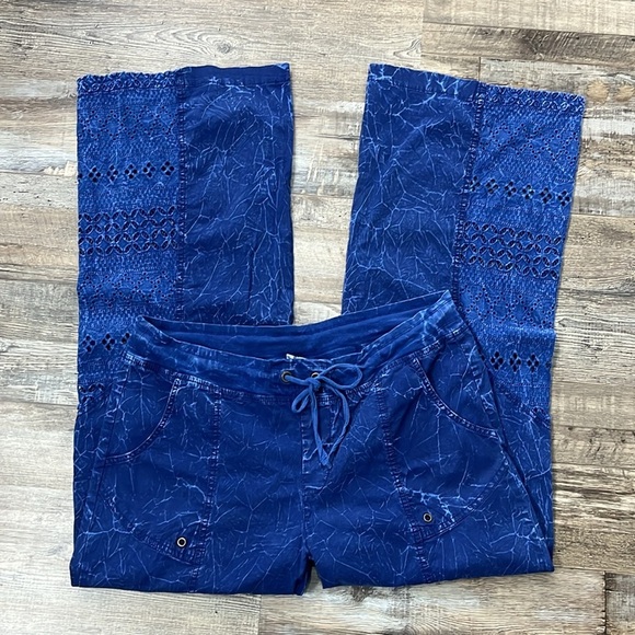 Mind Set by XCVI Blue Eyelet Lace Cotton Wide Leg Pants Size L Boho Lagenlook - Picture 6 of 13